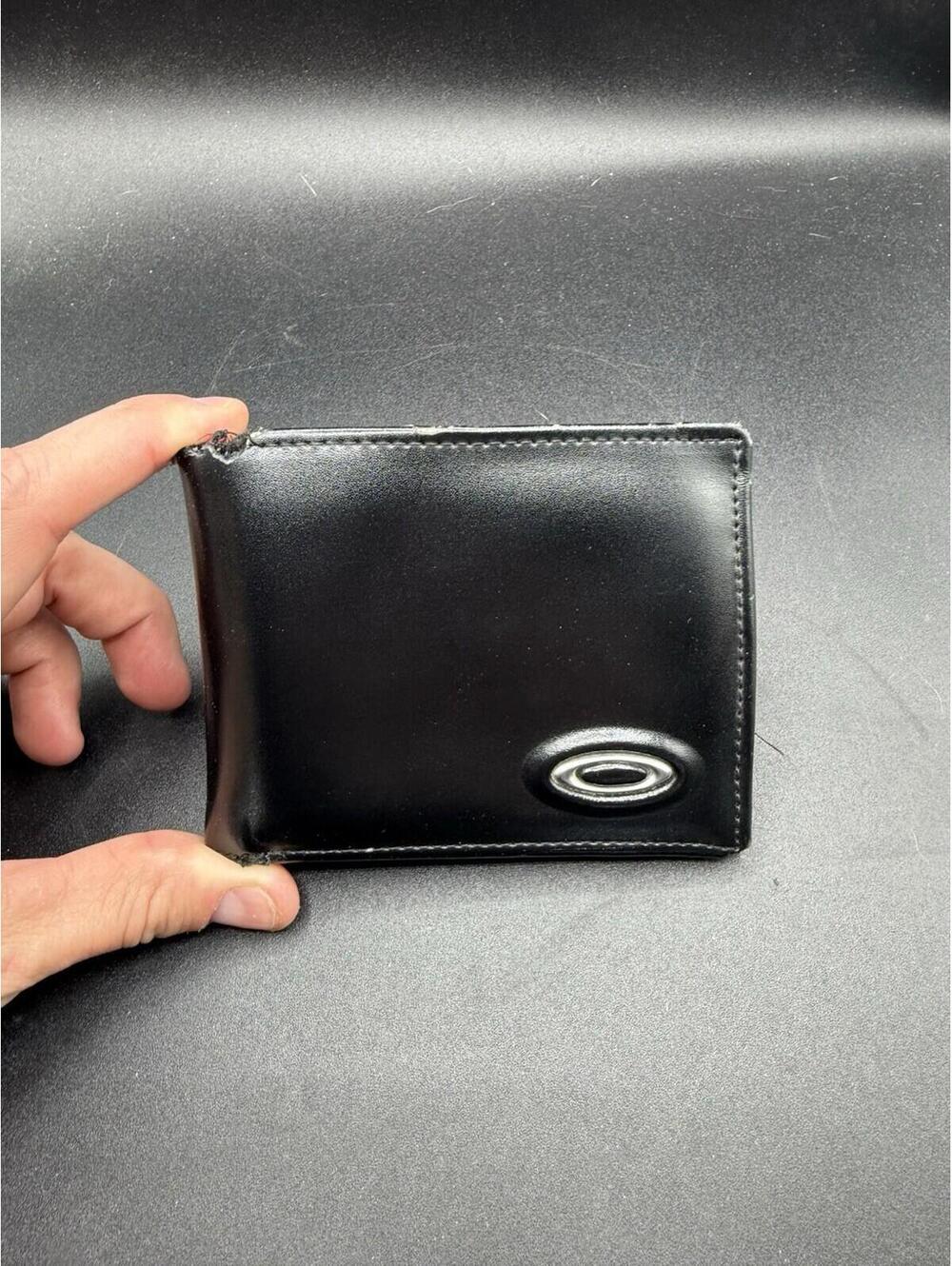 Oakley Bi Fold Wallet Leather Black